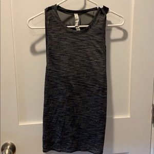 Lululemon tank with built in bra